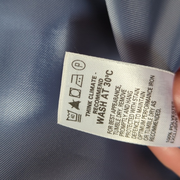 Marks & Spencer navy blazer (8) - Picture 6 of 6